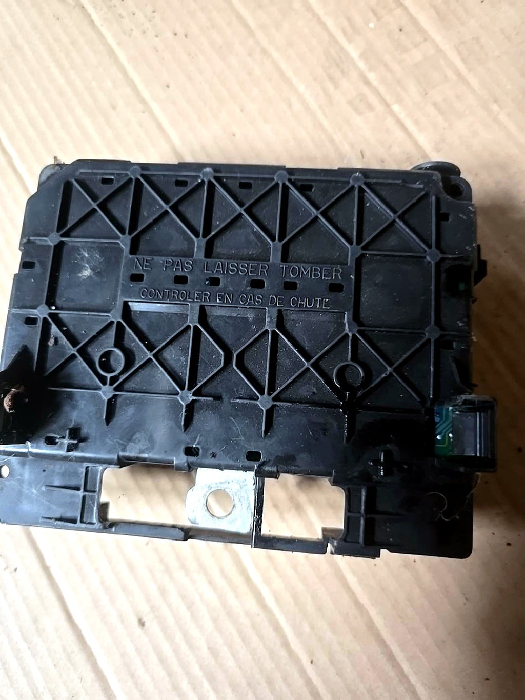 Boîtier fusibles BSM Siemens PSA 1.6 HDi – Occasion - photo 3