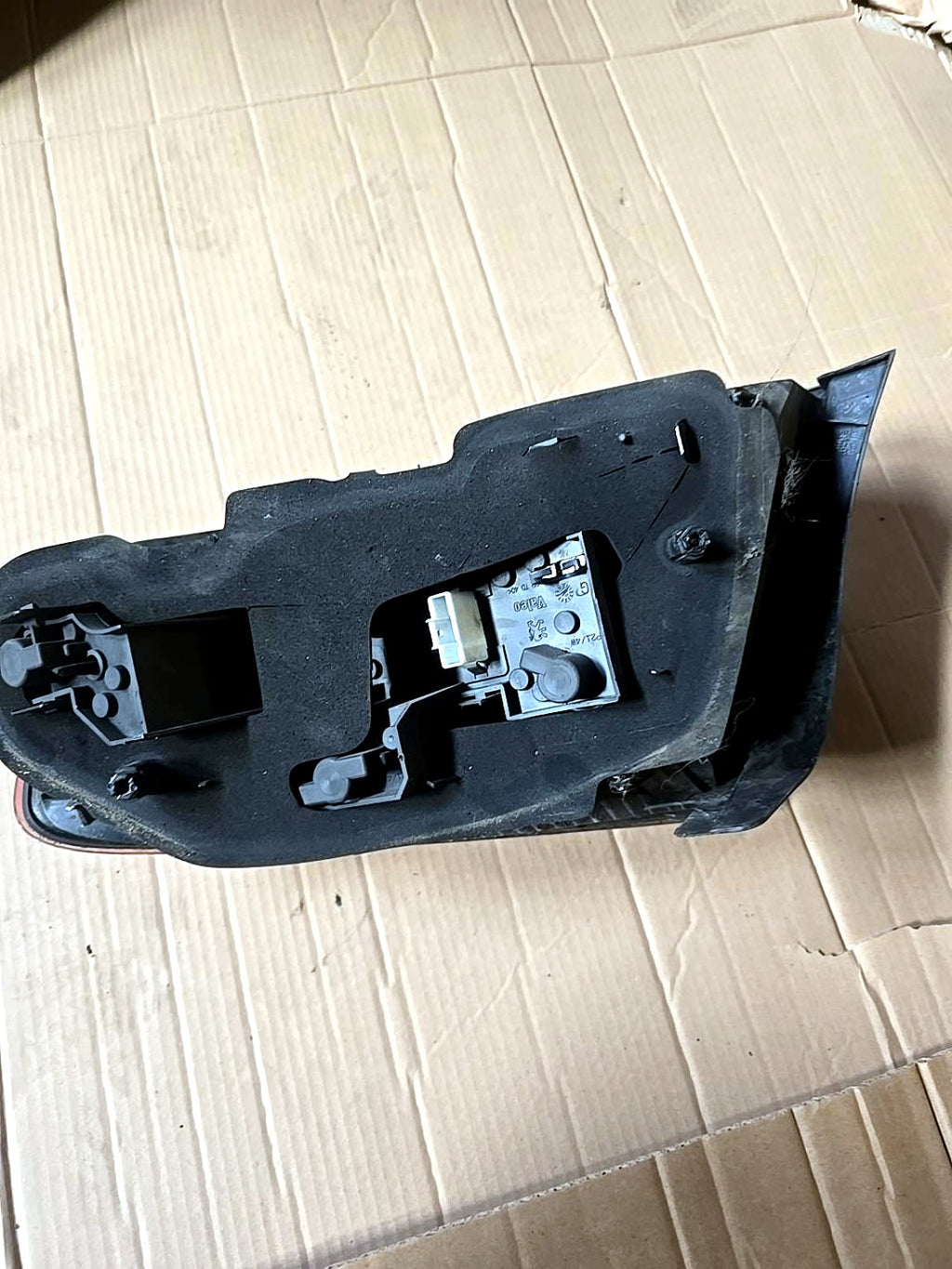 Feu arrière droit Peugeot 407 Berline 2004-2008 - photo 3