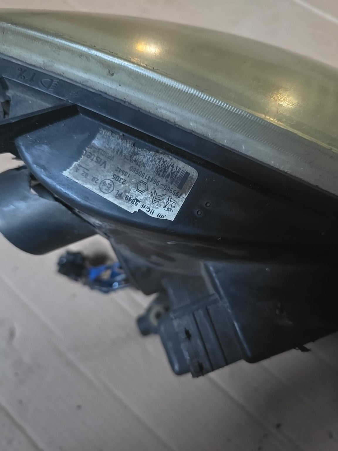 Phare avant gauche Citroën Berlingo M59 - référence 9644150980