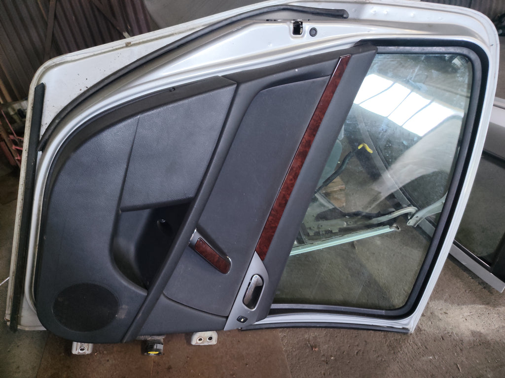 Porte arrière conducteur Peugeot 407 Berline Phase 1 – Occasion